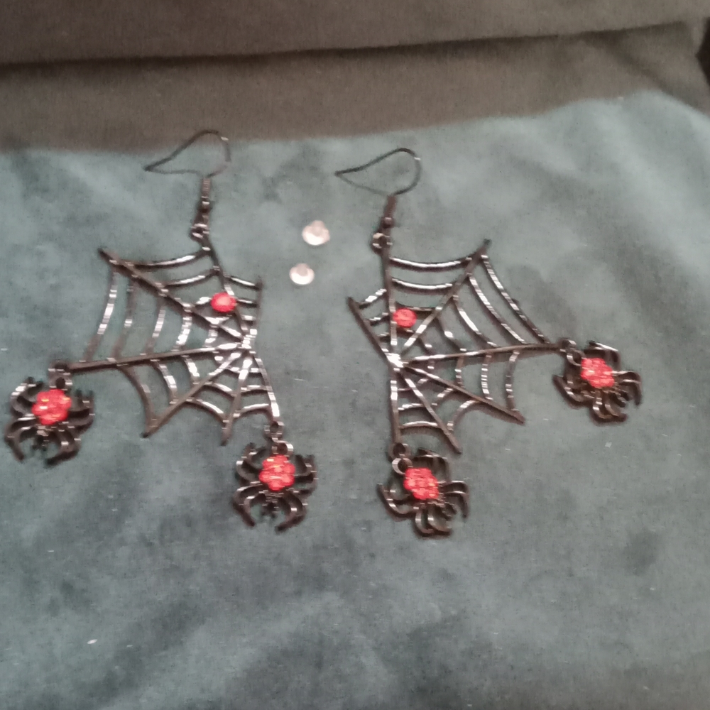 Spider Web Earrings With 2 Black and Red Spiders.